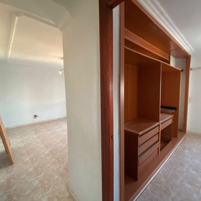 GRAN PISO EN DOS HERMANAS