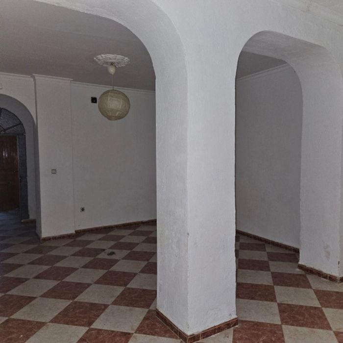 PISO EN PLANTA BAJA PARA REFORMAR EN TOCINA