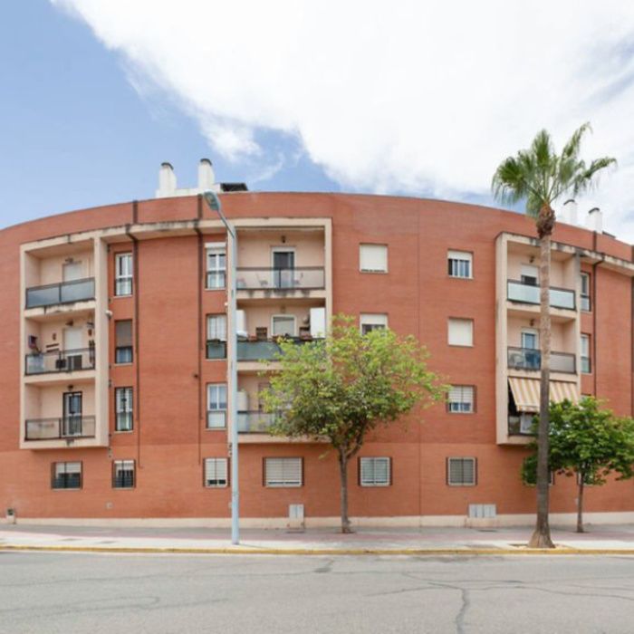 VIVIENDA DE VPO EN AVENIDA ADOLFO SUAREZ