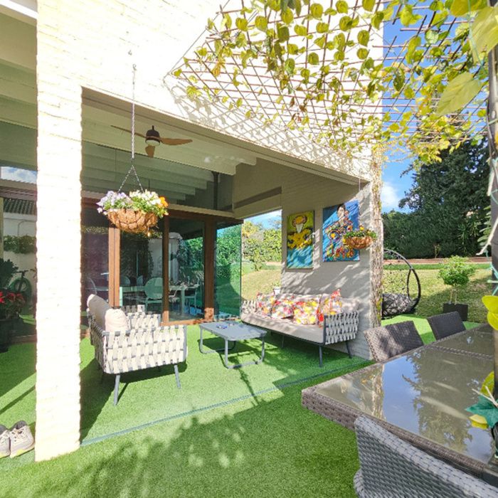 EXCLUSIVO CHALET INDEPENDIENTE EN MONTEQUINTO LISTO PARA DISFRUTAR