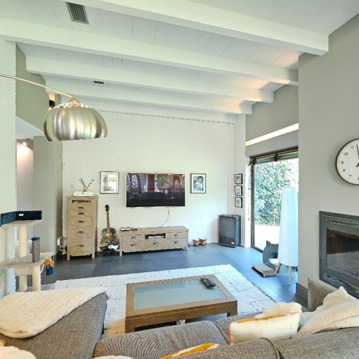 EXCLUSIVO CHALET INDEPENDIENTE EN MONTEQUINTO LISTO PARA DISFRUTAR