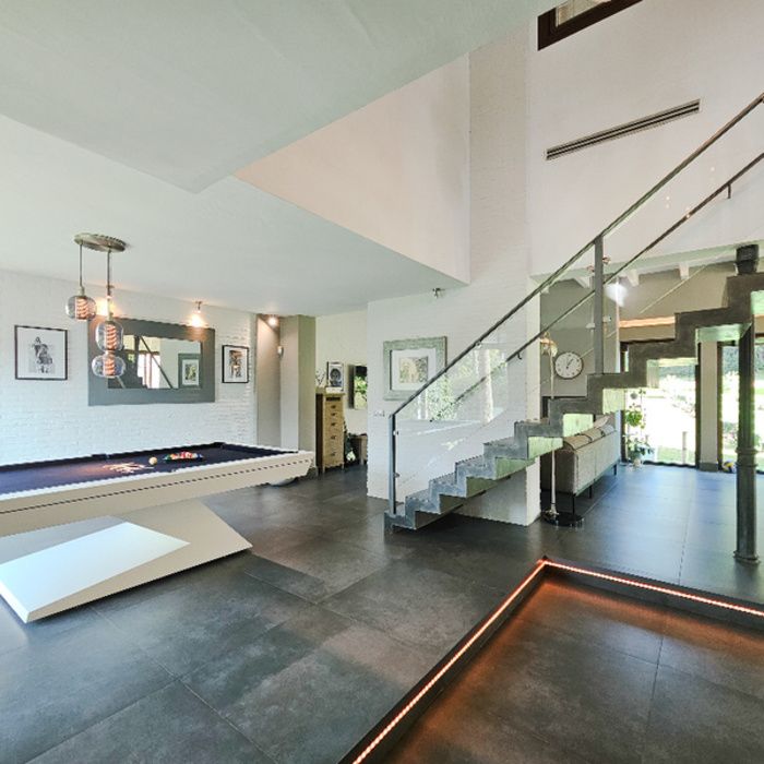 EXCLUSIVO CHALET INDEPENDIENTE EN MONTEQUINTO LISTO PARA DISFRUTAR