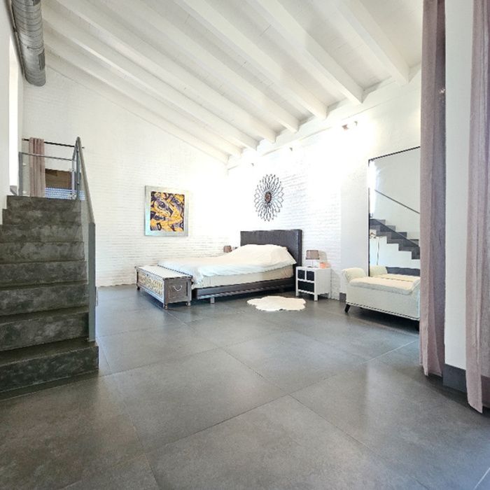 EXCLUSIVO CHALET INDEPENDIENTE EN MONTEQUINTO LISTO PARA DISFRUTAR