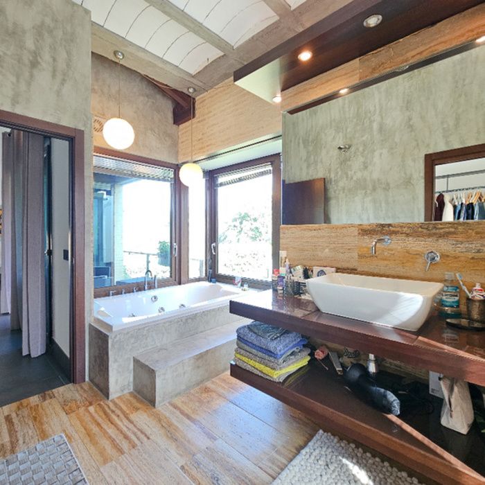 EXCLUSIVO CHALET INDEPENDIENTE EN MONTEQUINTO LISTO PARA DISFRUTAR