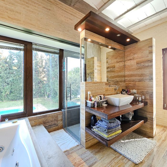 EXCLUSIVO CHALET INDEPENDIENTE EN MONTEQUINTO LISTO PARA DISFRUTAR