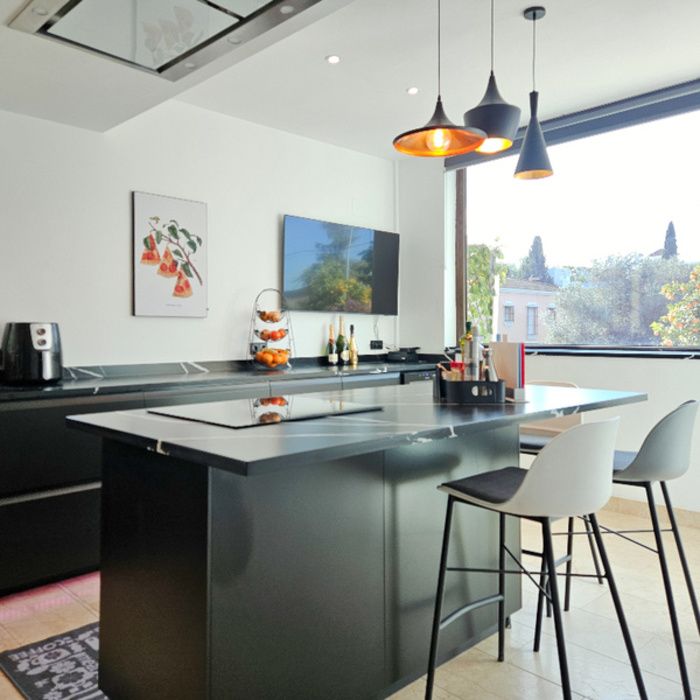 EXCLUSIVO CHALET INDEPENDIENTE EN MONTEQUINTO LISTO PARA DISFRUTAR