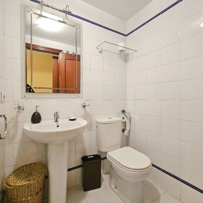 PISO ZONA CENTRO CON GARAJE Y ASCENSOR