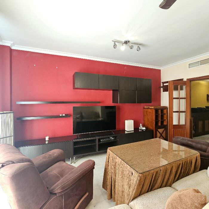 PISO ZONA CENTRO CON GARAJE Y ASCENSOR