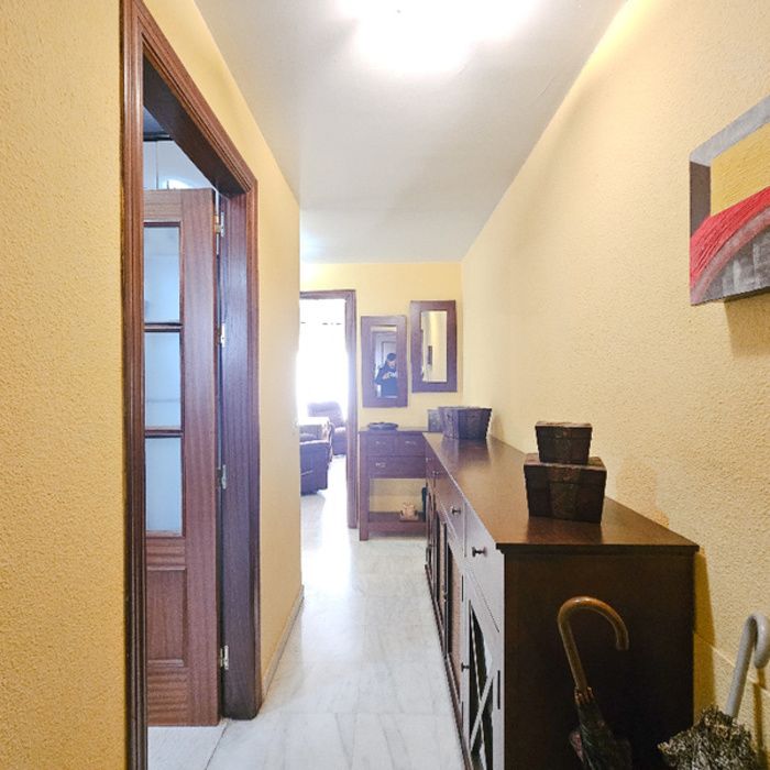 PISO ZONA CENTRO CON GARAJE Y ASCENSOR