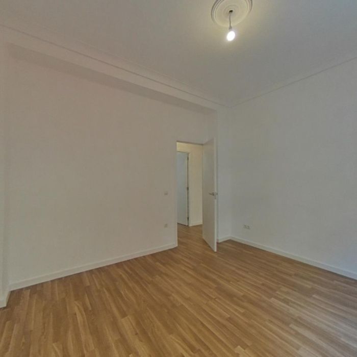 AMPLITUD Y ELEGANCIA EN EL CORAZÓN DE LOS REMEDIOS