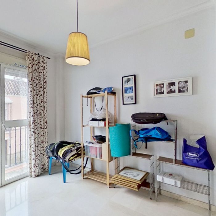 PRECIOSA CASA DE DOS PLANTA CON SÓTANO