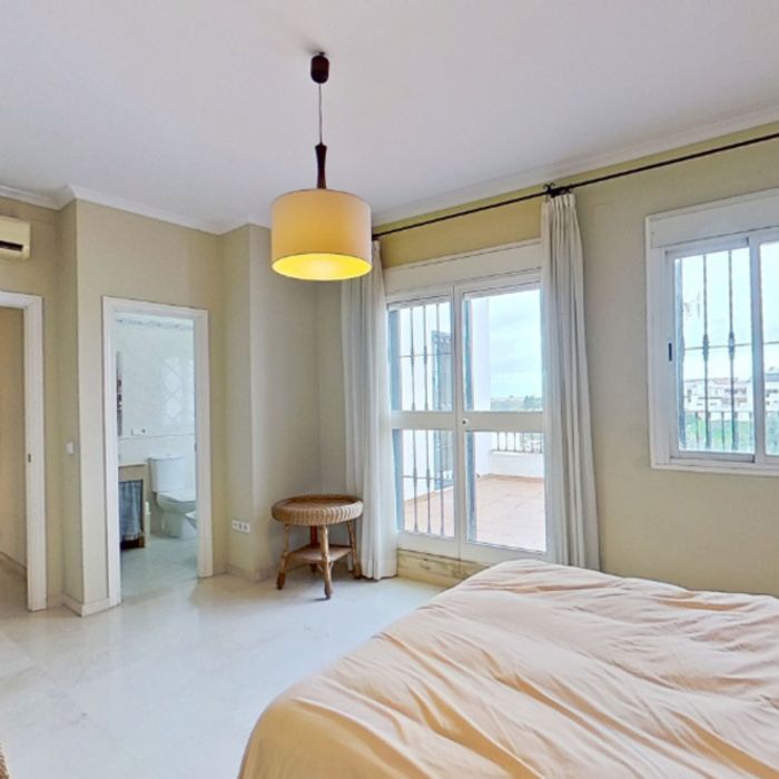 PRECIOSA CASA DE DOS PLANTA CON SÓTANO