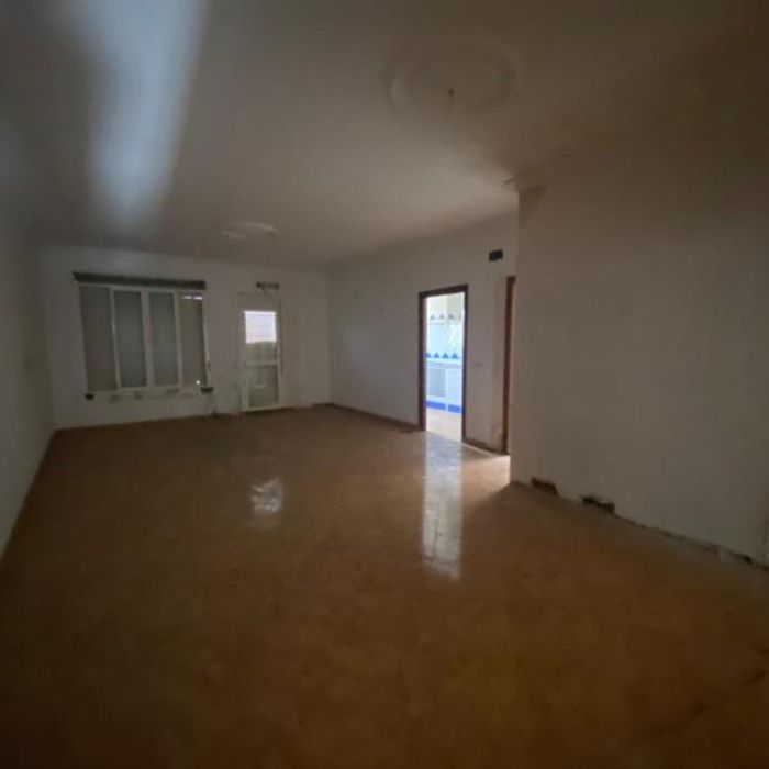 ¡EL ESPACIO QUE BUSCABAS! 134 m² CON POSIBILIDADES INFINITAS EN CALLE DR. BARRAQUER
