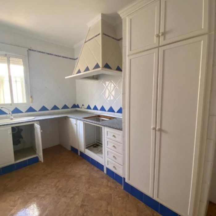 ¡EL ESPACIO QUE BUSCABAS! 134 m² CON POSIBILIDADES INFINITAS EN CALLE DR. BARRAQUER