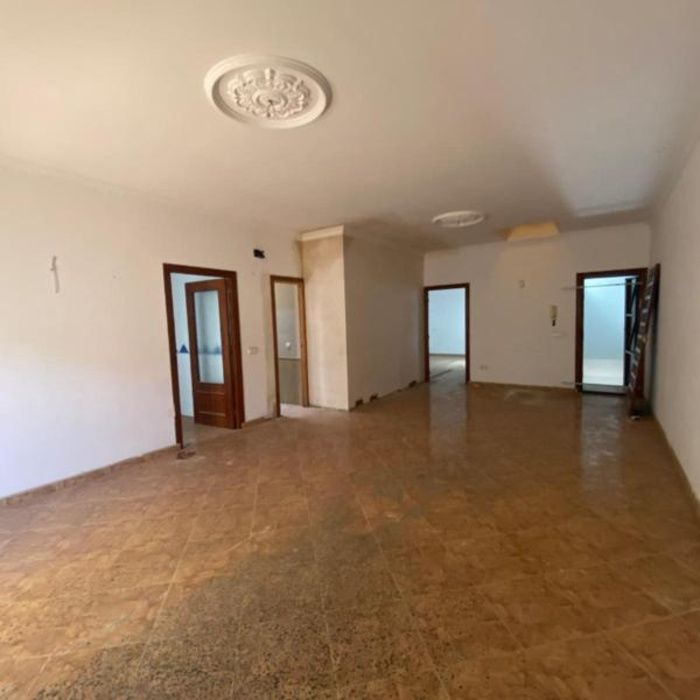¡EL ESPACIO QUE BUSCABAS! 134 m² CON POSIBILIDADES INFINITAS EN CALLE DR. BARRAQUER