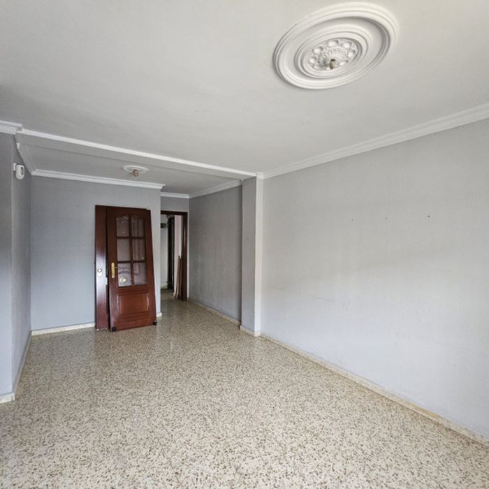 PISO EN PLANTA BAJA EN RABESA