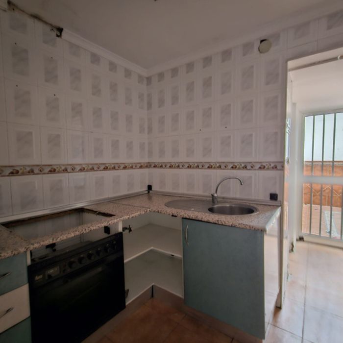 PISO EN PLANTA BAJA EN RABESA