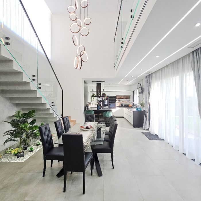 ESPECTACULAR CHALET EN ALCALÁ DE GUADAIRA