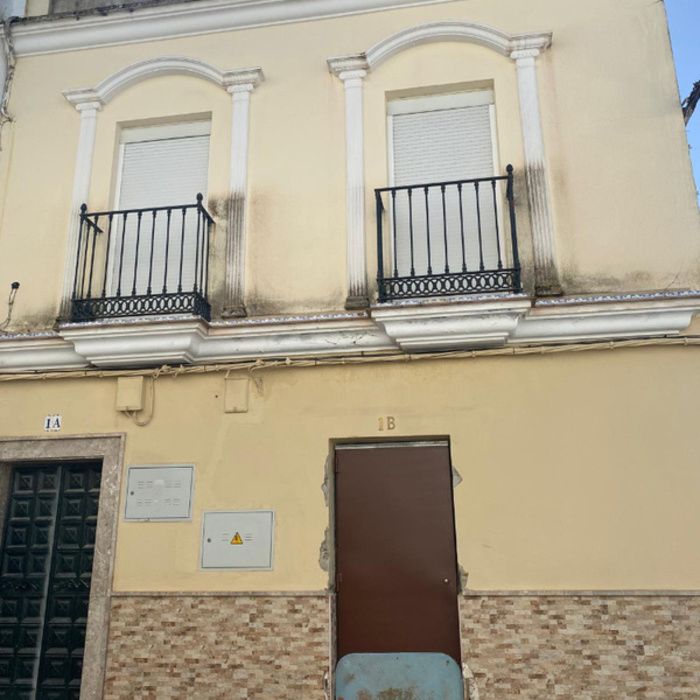 ¡OPORTUNIDAD ÚNICA EN PUJA! | PISO CON TERRAZA PRIVADA DE 56 m²