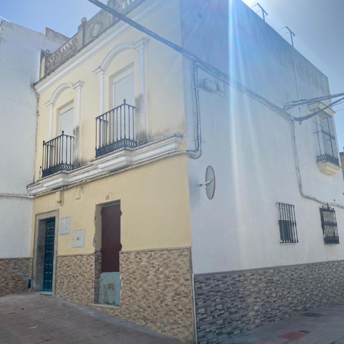 ¡OPORTUNIDAD ÚNICA EN PUJA! | PISO CON TERRAZA PRIVADA DE 56 m²