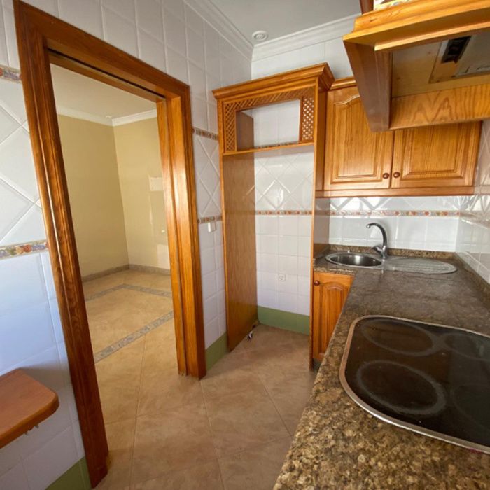 ¡OPORTUNIDAD ÚNICA EN PUJA! | PISO CON TERRAZA PRIVADA DE 56 m²