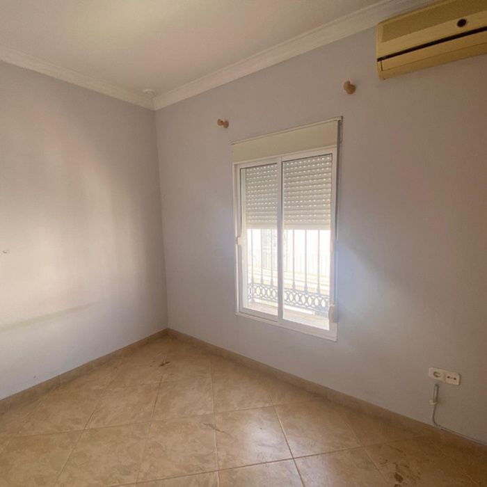 ¡OPORTUNIDAD ÚNICA EN PUJA! | PISO CON TERRAZA PRIVADA DE 56 m²