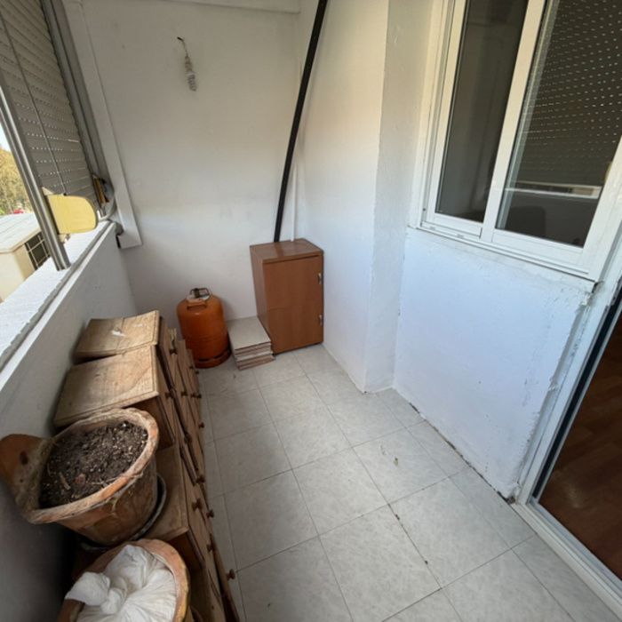 Piso Amplio con Club Social y Piscina
