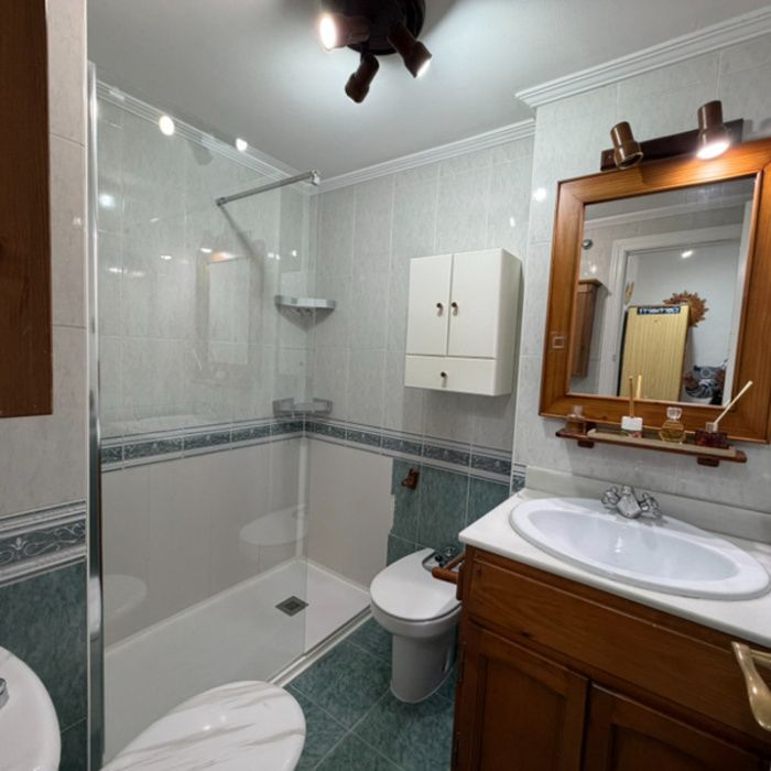 Piso Amplio con Club Social y Piscina