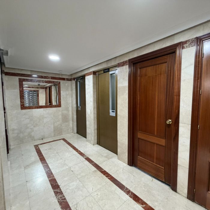 Piso Amplio con Club Social y Piscina