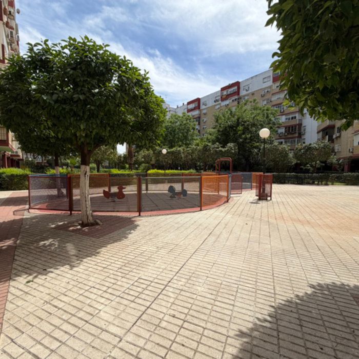 Piso Amplio con Club Social y Piscina