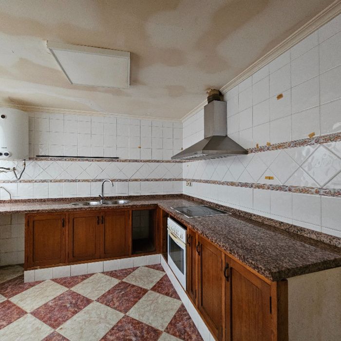 PISO EN SUBASTA EN RABESA