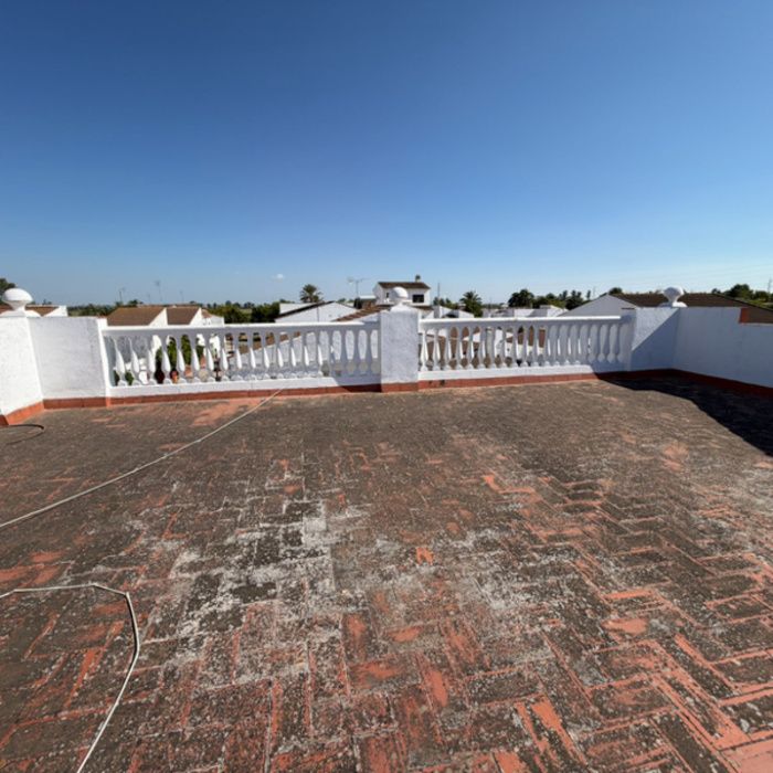 Gran Casa de Pueblo de esquina en venta en Maribáñez – ¡Sistema de Puja con Financiación 100%!