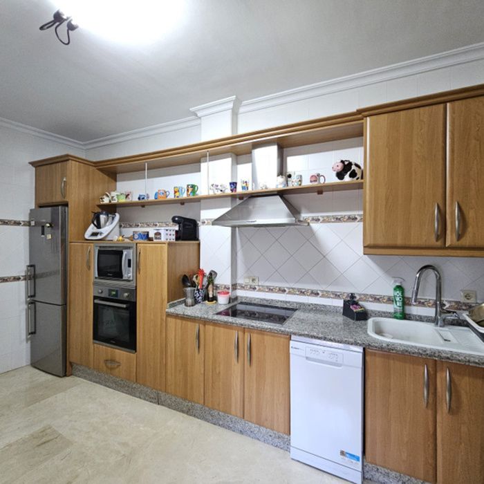 ¡Espectacular Casa en Residencial Privado en el Centro de Alcalá de Guadaíra!