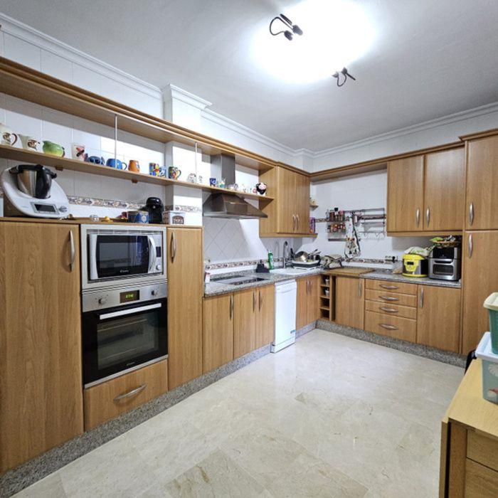 ¡Espectacular Casa en Residencial Privado en el Centro de Alcalá de Guadaíra!