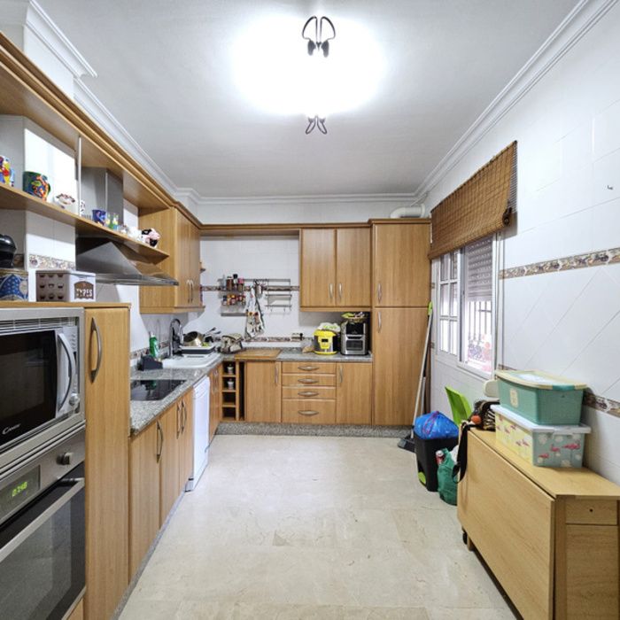 ¡Espectacular Casa en Residencial Privado en el Centro de Alcalá de Guadaíra!