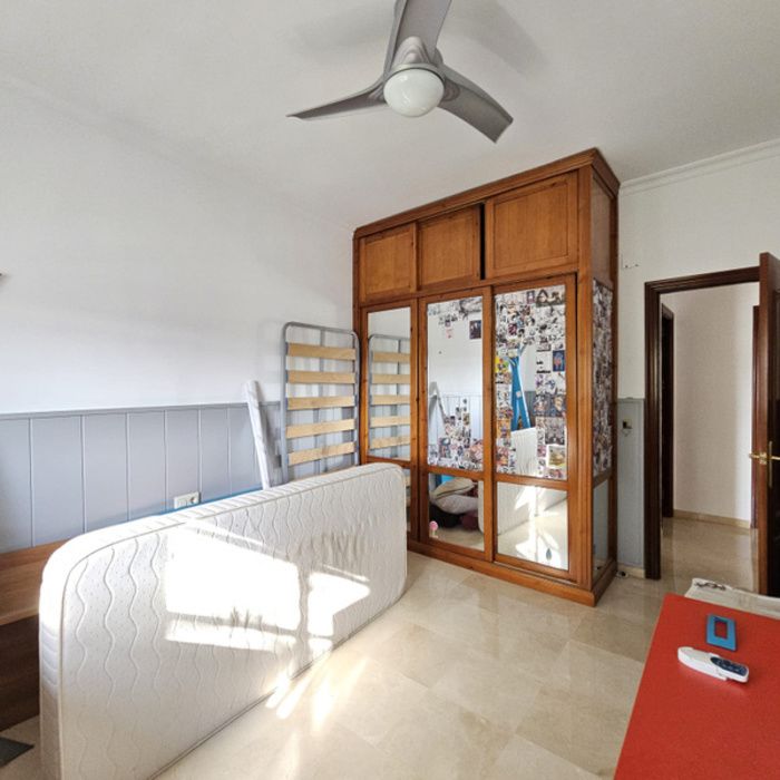 ¡Espectacular Casa en Residencial Privado en el Centro de Alcalá de Guadaíra!