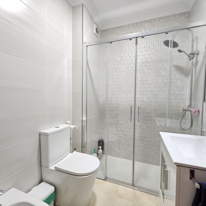 ¡Espectacular Casa en Residencial Privado en el Centro de Alcalá de Guadaíra!