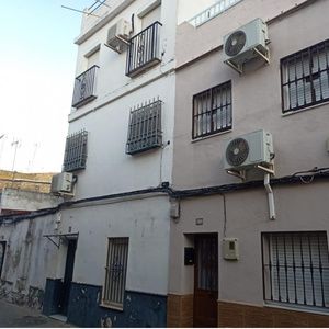 PISO JUNTO A PARQUE AMATE