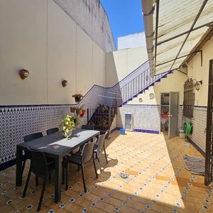 GRAN CASA EN PLANTA BAJA JUNTO AL CENTRO COMERCIAL WAY!