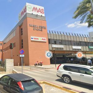 GRAN TRASTERO EN CONDEQUINTO