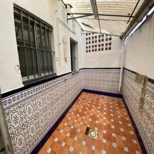 PISO EN PRIMERA PLANTA