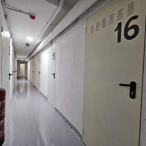 TRASTEROS EN ALQUILER Y VENTA EN EDIFICIO SEVILLA II