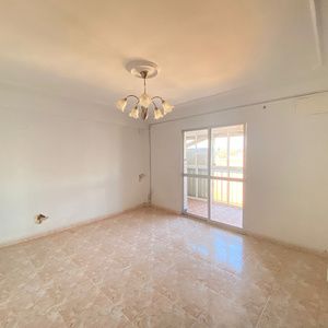 GRAN PISO EN DOS HERMANAS